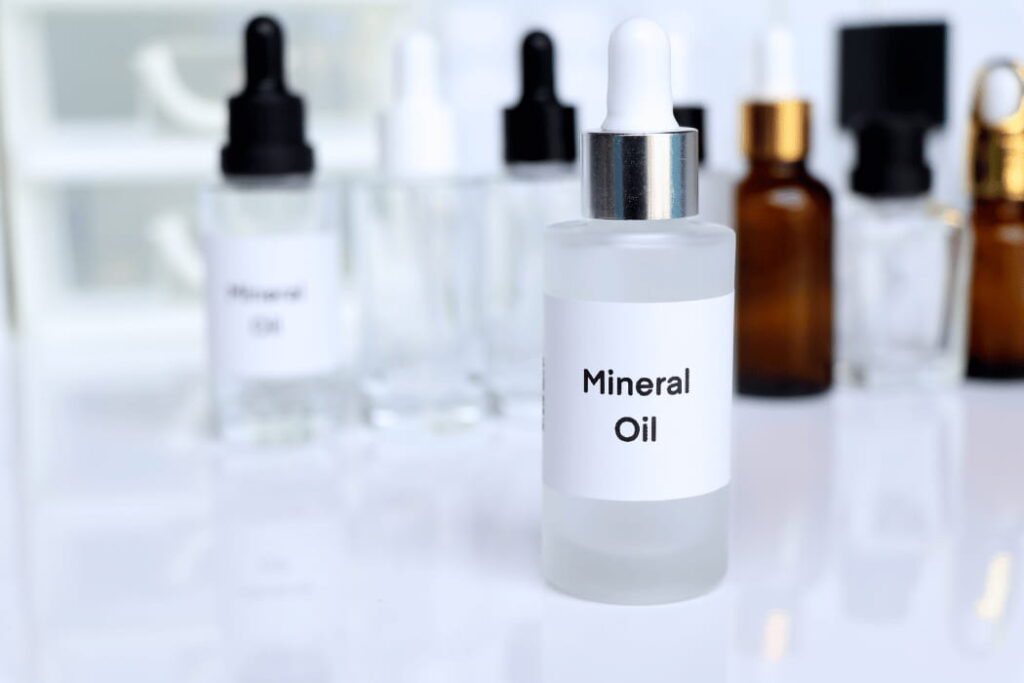 Mineral Oil (1)