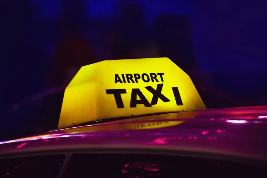 Choosing a Reliable Airport Taxi: What to Look for in a Provider Airport Taxi 1