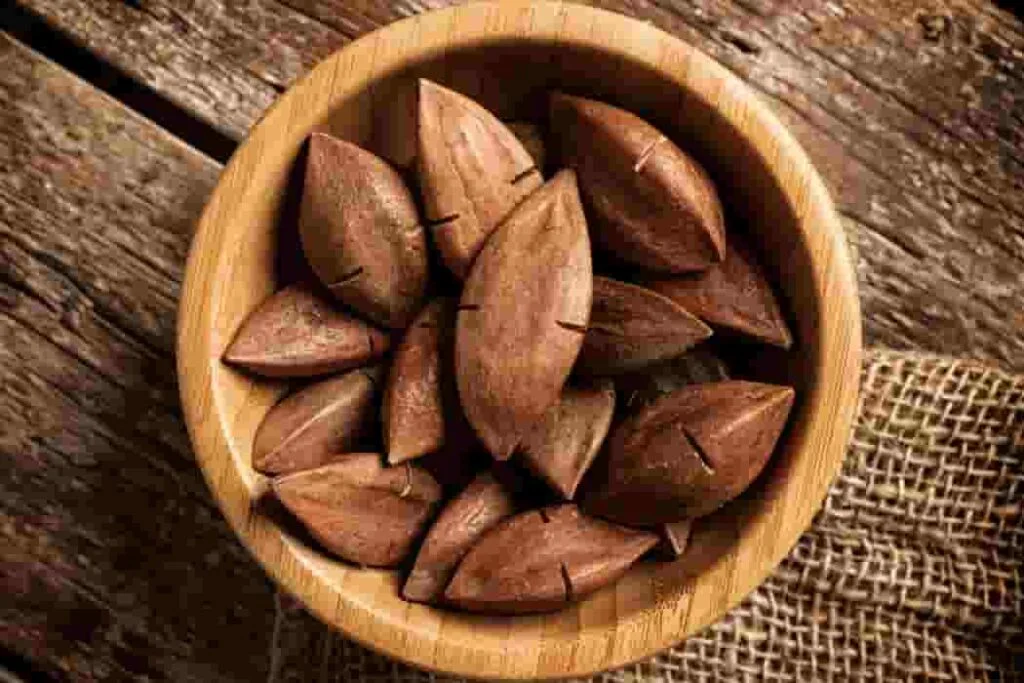 Pili Nuts (1)
